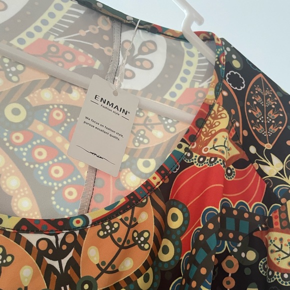 Women’s dress - Picture 2 of 2